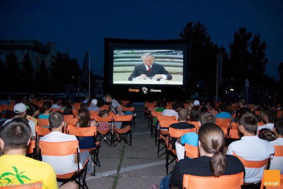 airscreen-inflatable-movie-screen (1)